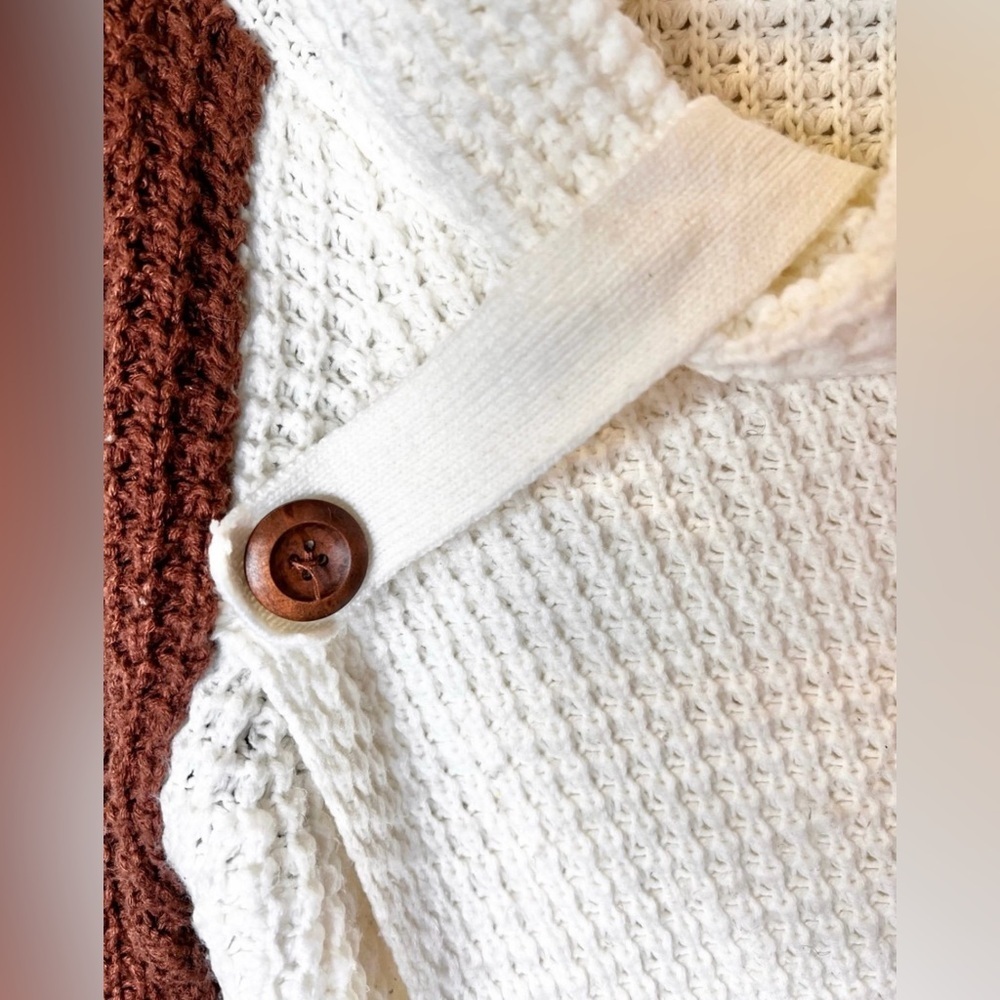Women’s Button Turtle Cowl Neck Asymmetric Hem Wrap Pullover Sweater Size XL - Picture 3 of 4